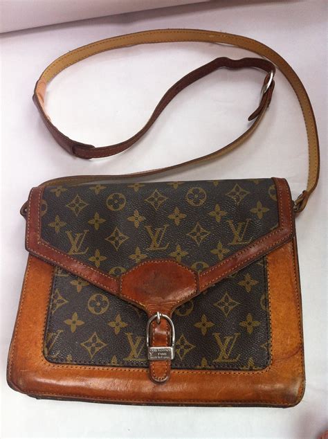 louis vuitton crossbody bag vintage